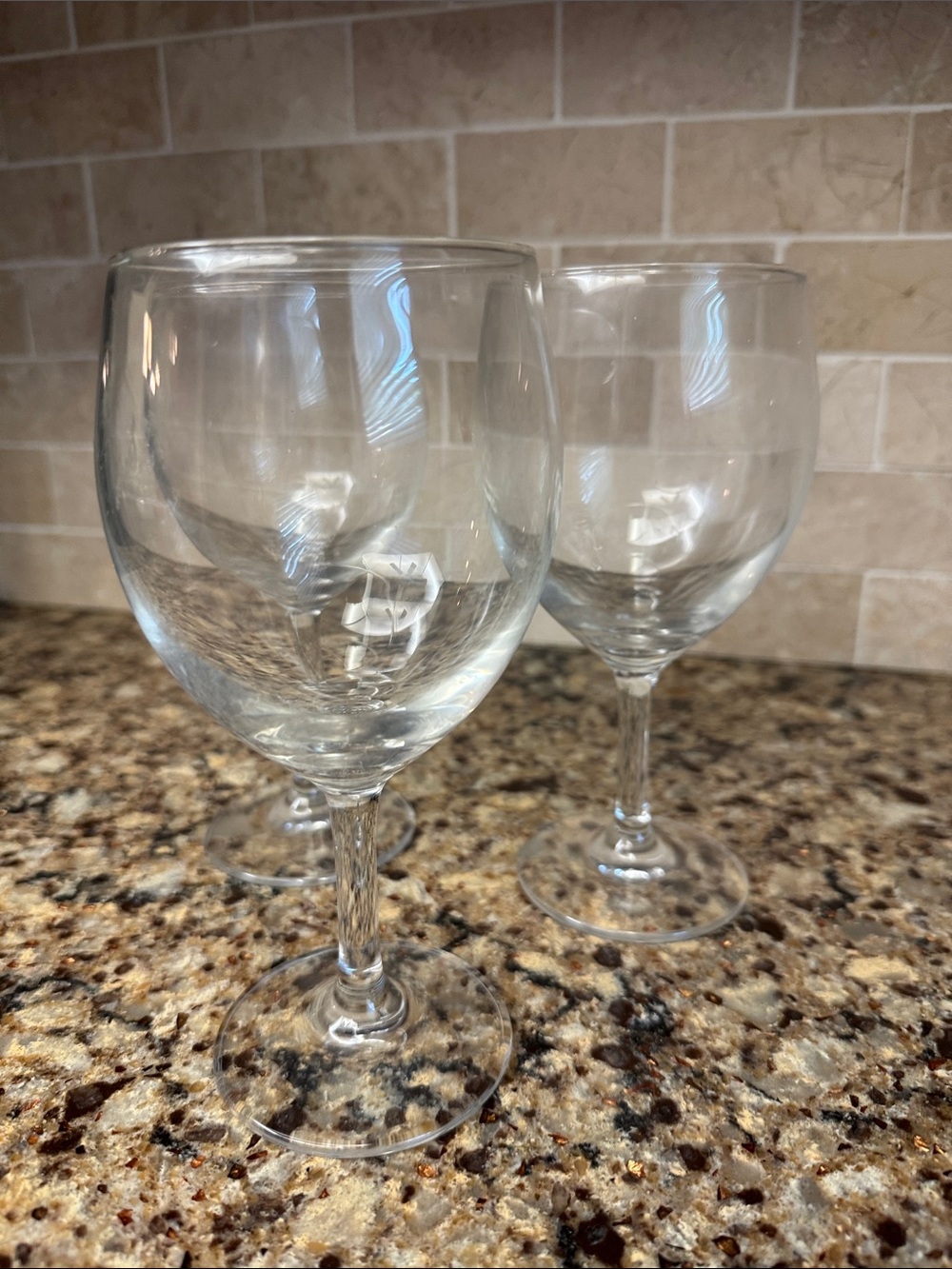 Clear Glass Wine Goblets - Elegant Stemware - Set of 3 - Picture 2 of 3